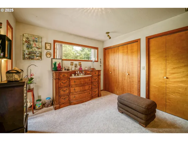 $750,000 | 11046 Win Stanley Drive Southeast, Lyons, OR 97358