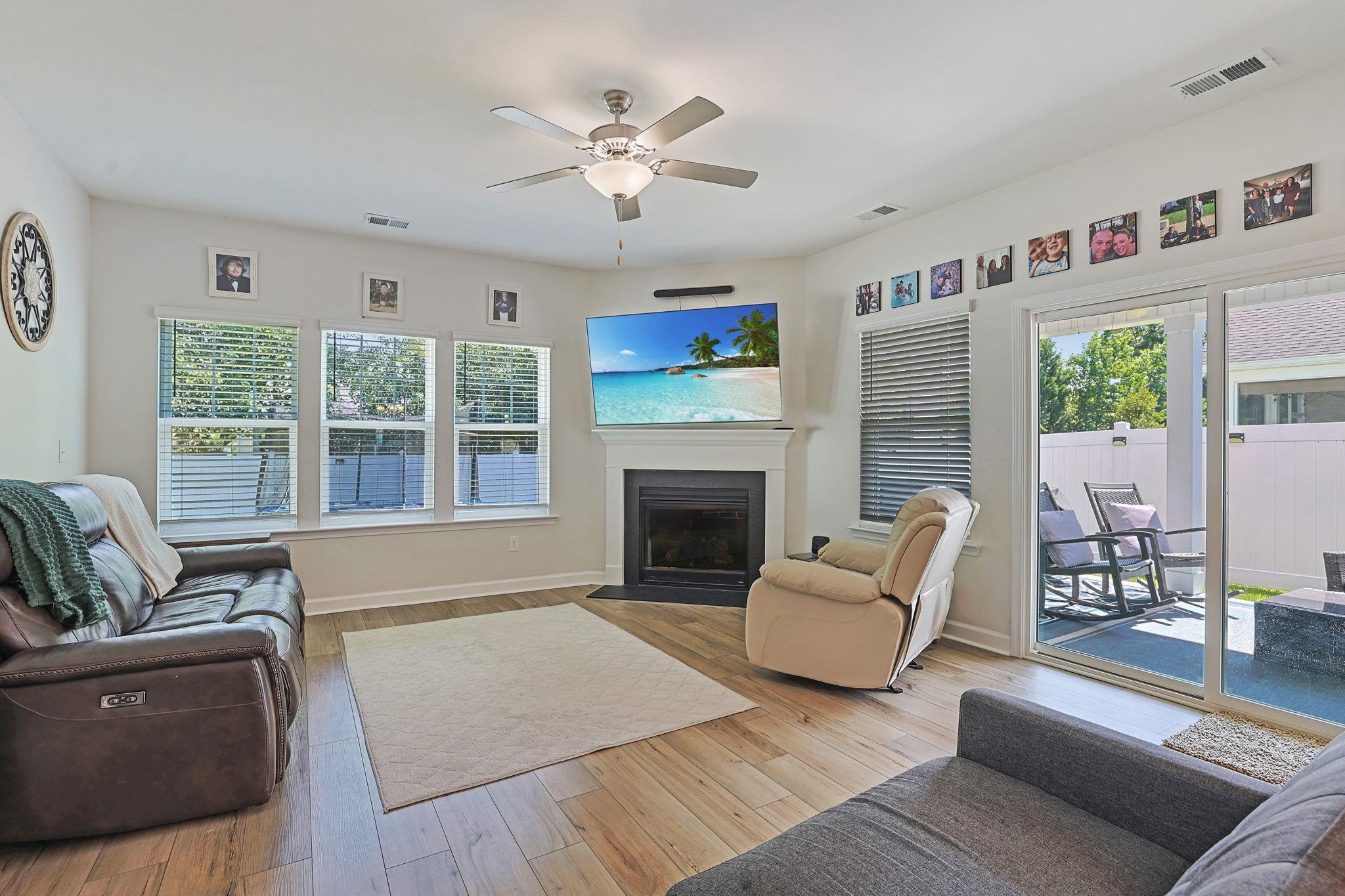 568 Canborough Lane Murrells Inlet, SC 29576 - Photo 2 of 39