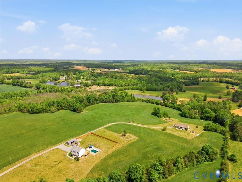 19012 Teman Road Beaverdam, VA 23015 - Photo 36 of 41 a view of a city