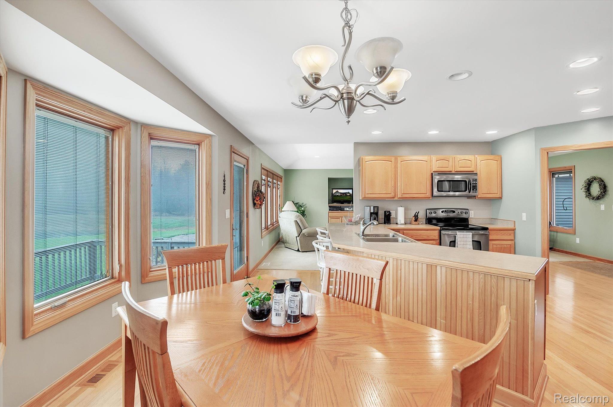 19767 Redman Road Milan, MI 48160 - Photo 11 of 65 Gallery Image 11