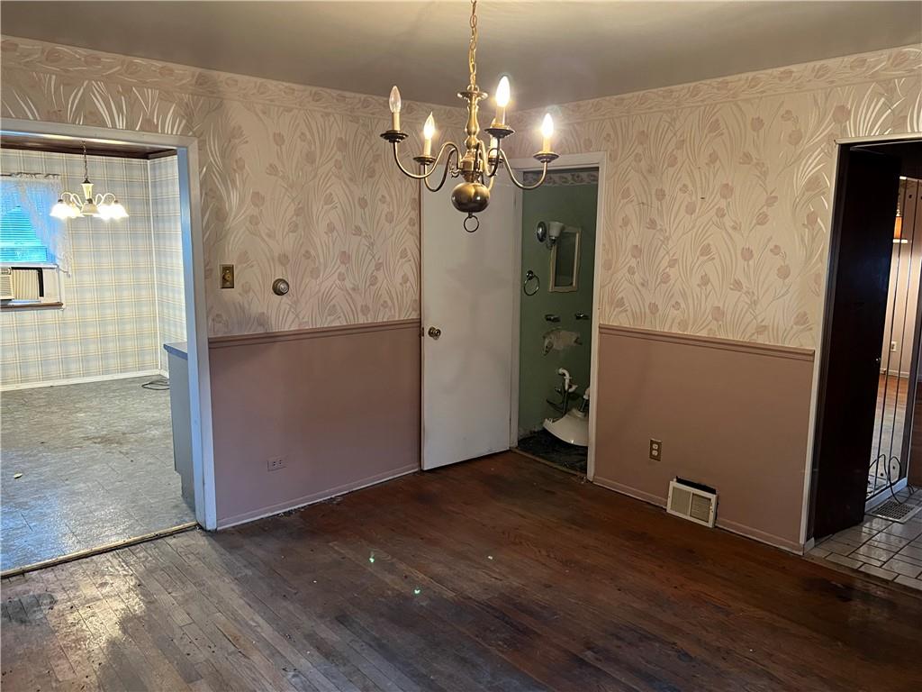 2618 Reiter Road Pittsburgh, PA 15235 - Photo 6 of 17 Gallery Image 6