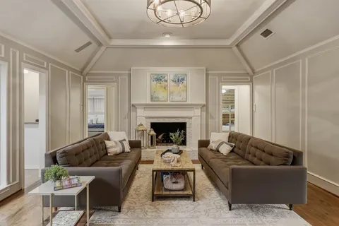 $975,000 | 9510 Hill View Drive, Dallas, TX 75231