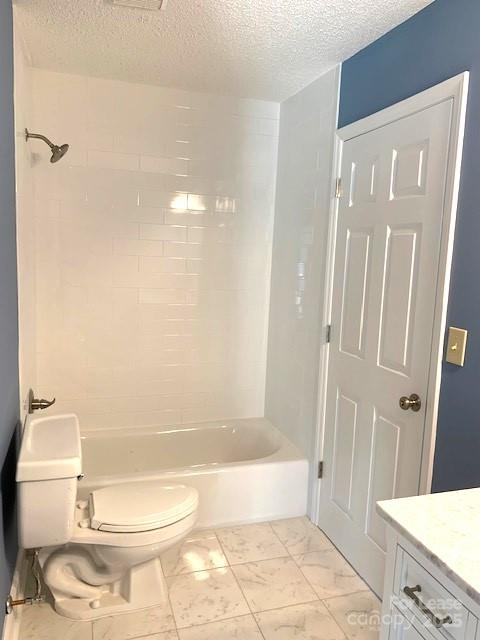 11112 5 Cedars Road Charlotte, NC 28226 - Photo 11 of 25 a bathroom with a toilet and a shower