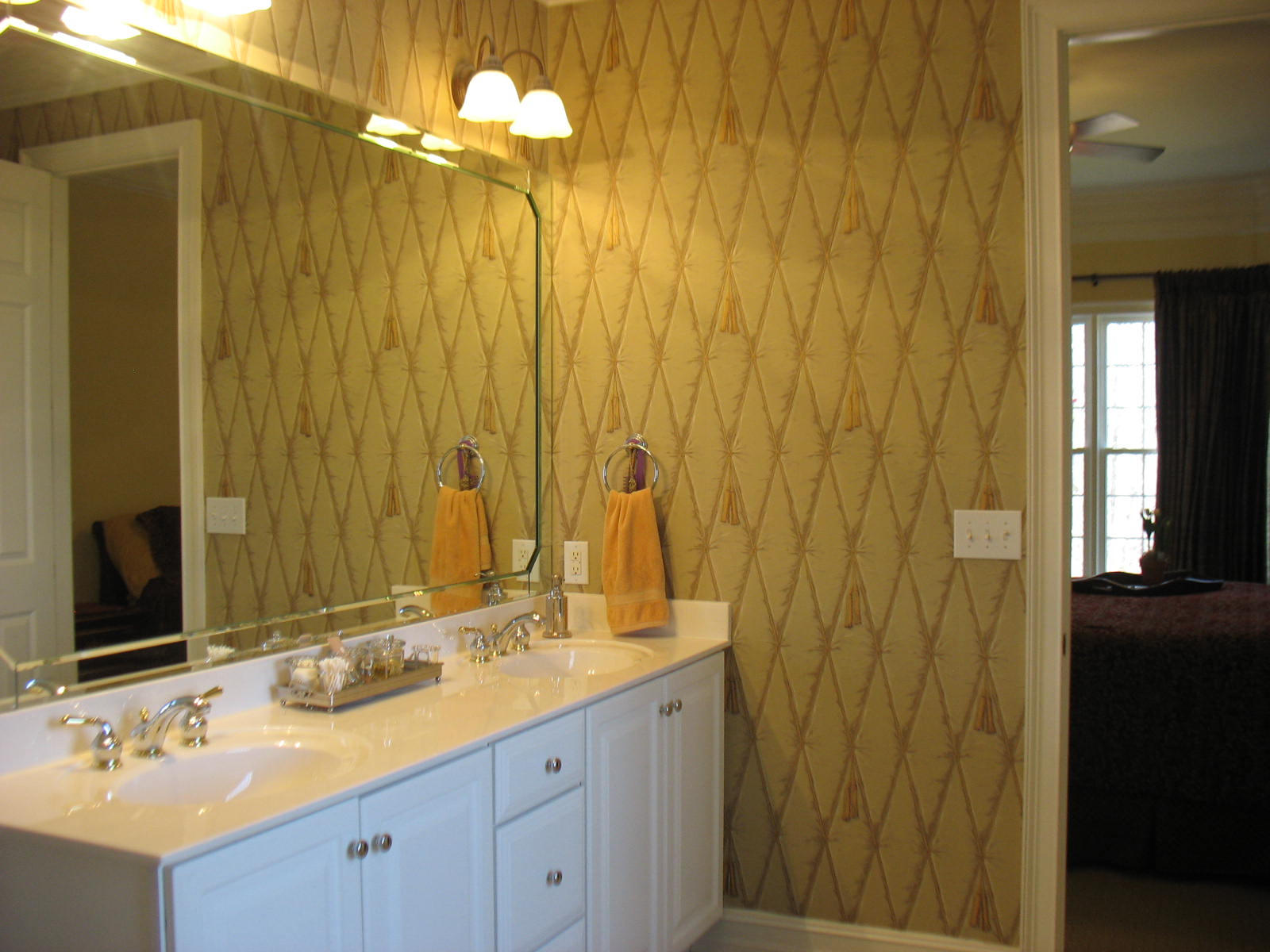 35 Rockingham Road Oak Ridge, TN 37830 - Photo 15 of 35 Master Vanity to BR