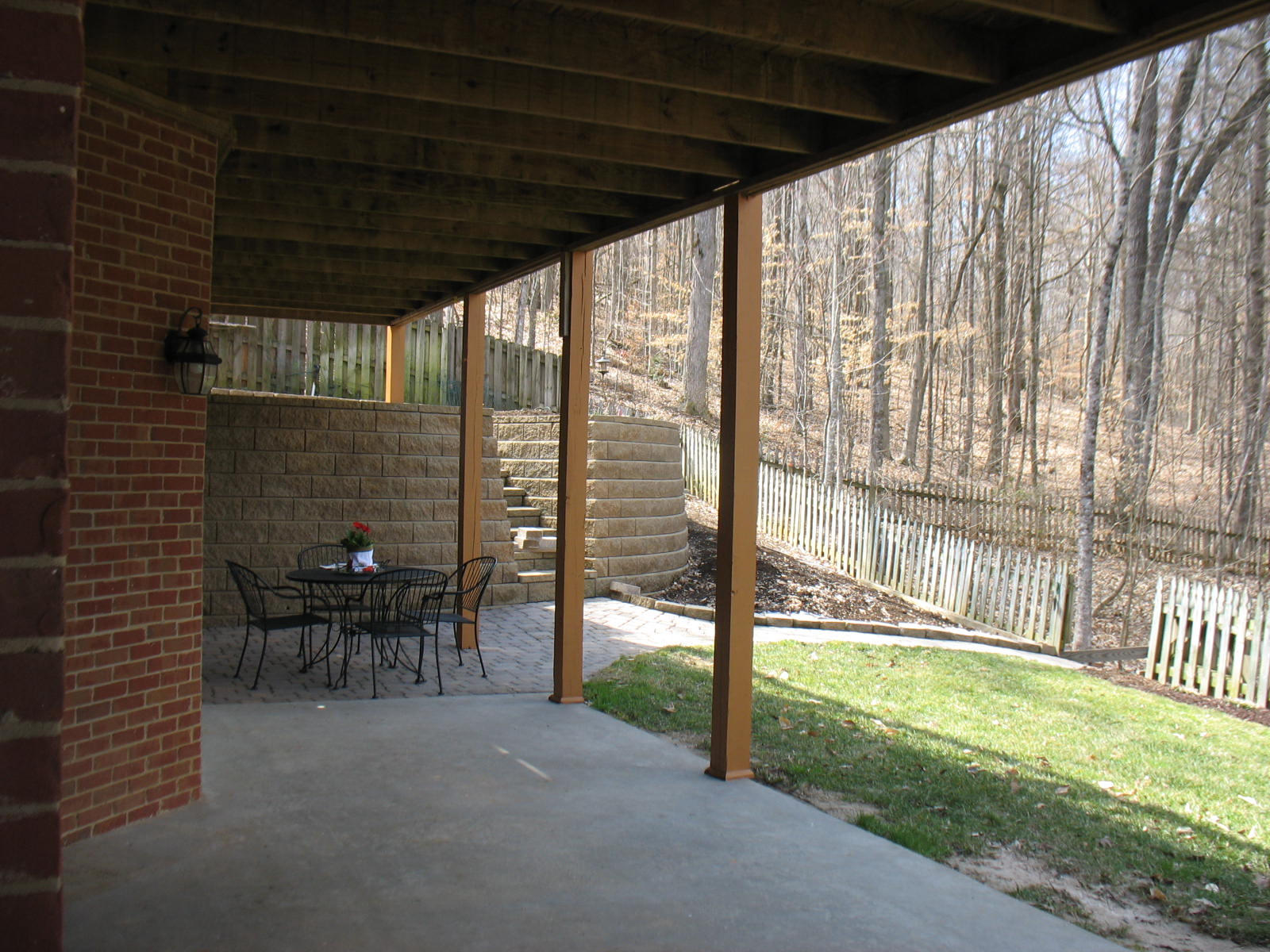 35 Rockingham Road Oak Ridge, TN 37830 - Photo 29 of 35 Open area under Deck