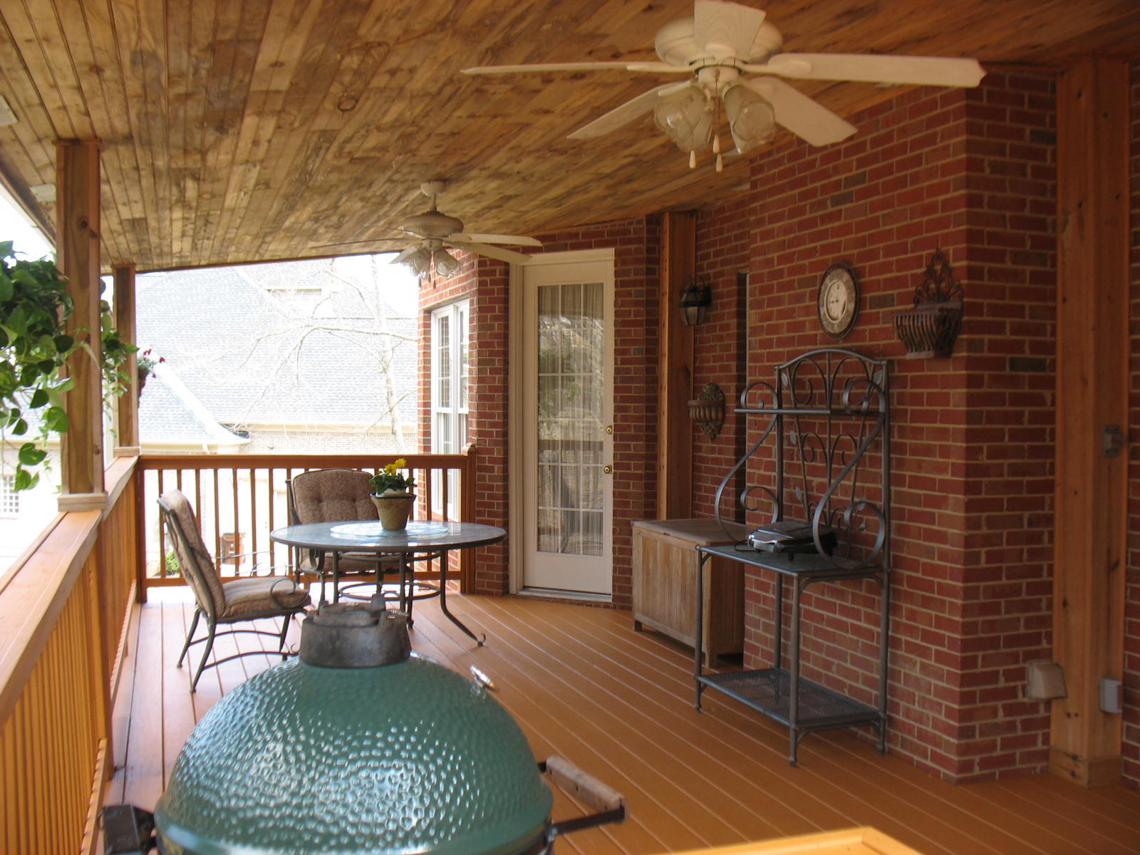 35 Rockingham Road Oak Ridge, TN 37830 - Photo 31 of 35 Covered Deck!