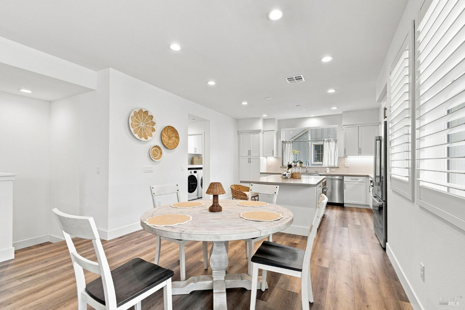 659 Semillon Lane Santa Rosa, CA 95403 - Photo 17 of 33 Gallery Image 17