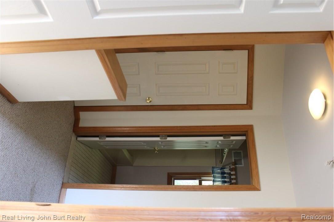 3037 York Road Rochester, MI 48309 - Photo 13 of 17 IMG_4710.JPG
