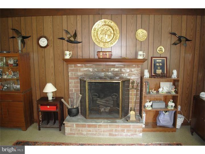1434 Cortez Road Blue Bell, PA 19422 - Photo 14 of 25 Family Room