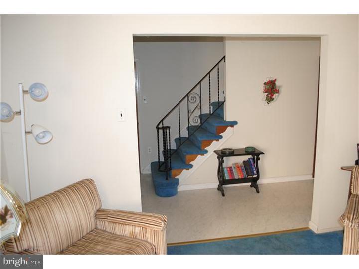 1434 Cortez Road Blue Bell, PA 19422 - Photo 8 of 25 Foyer