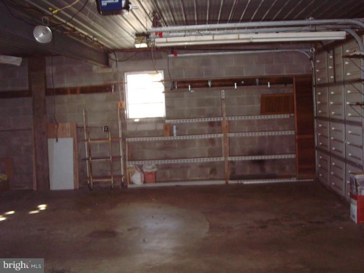 254 Beacon Light Road Coatesville, PA 19320 - Photo 23 of 25 Garage