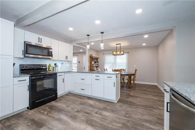 $269,900 | 202 20th Avenue South, Greenwood, MO 64034