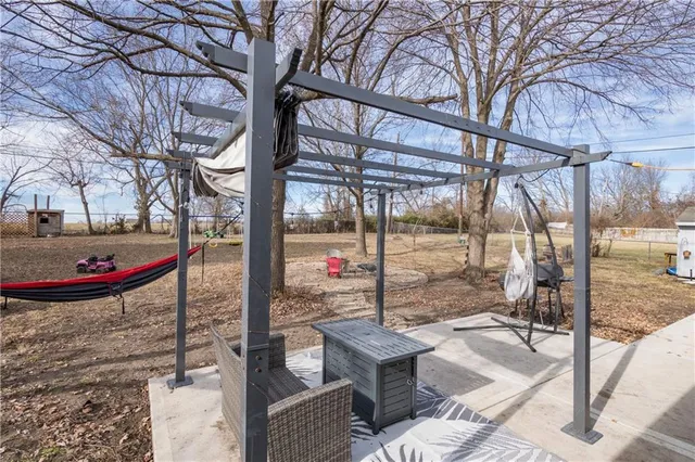 $269,900 | 202 20th Avenue South, Greenwood, MO 64034