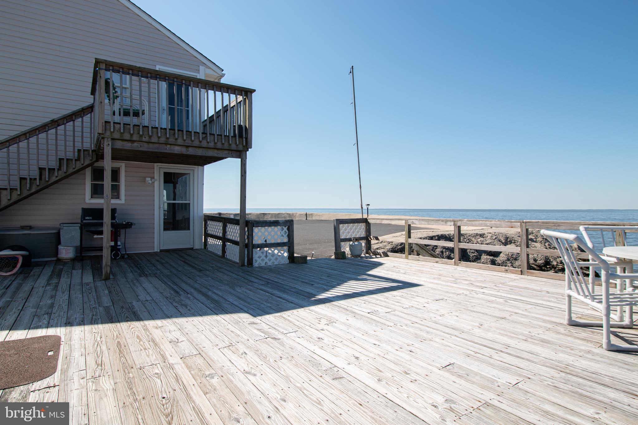 311 Cove Road Newport, NJ 08345 - Photo 11 of 37 Rear Deck