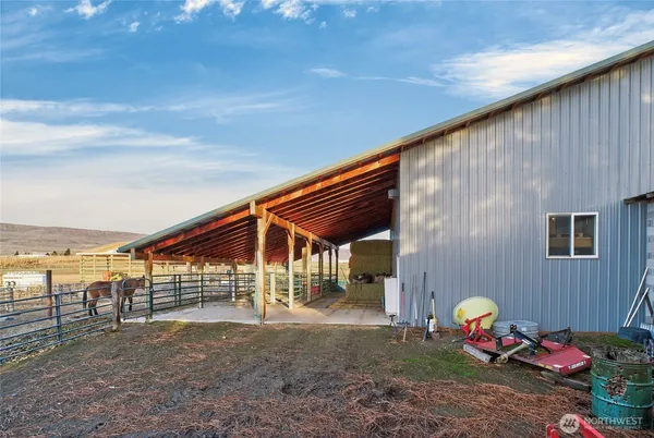 $1,100,000 | 2775 4th Street Southeast, East Wenatchee, WA 98802