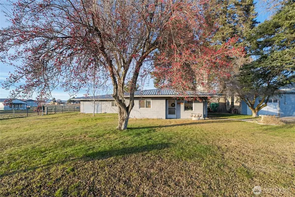 $1,100,000 | 2775 4th Street Southeast, East Wenatchee, WA 98802