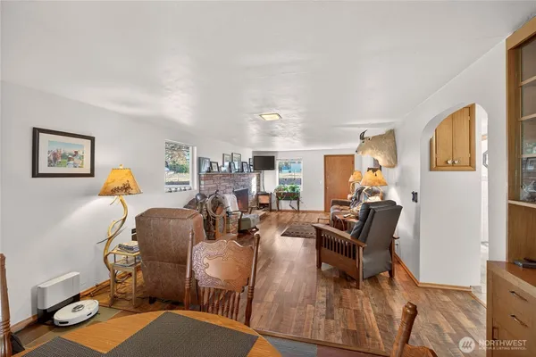 $1,100,000 | 2775 4th Street Southeast, East Wenatchee, WA 98802