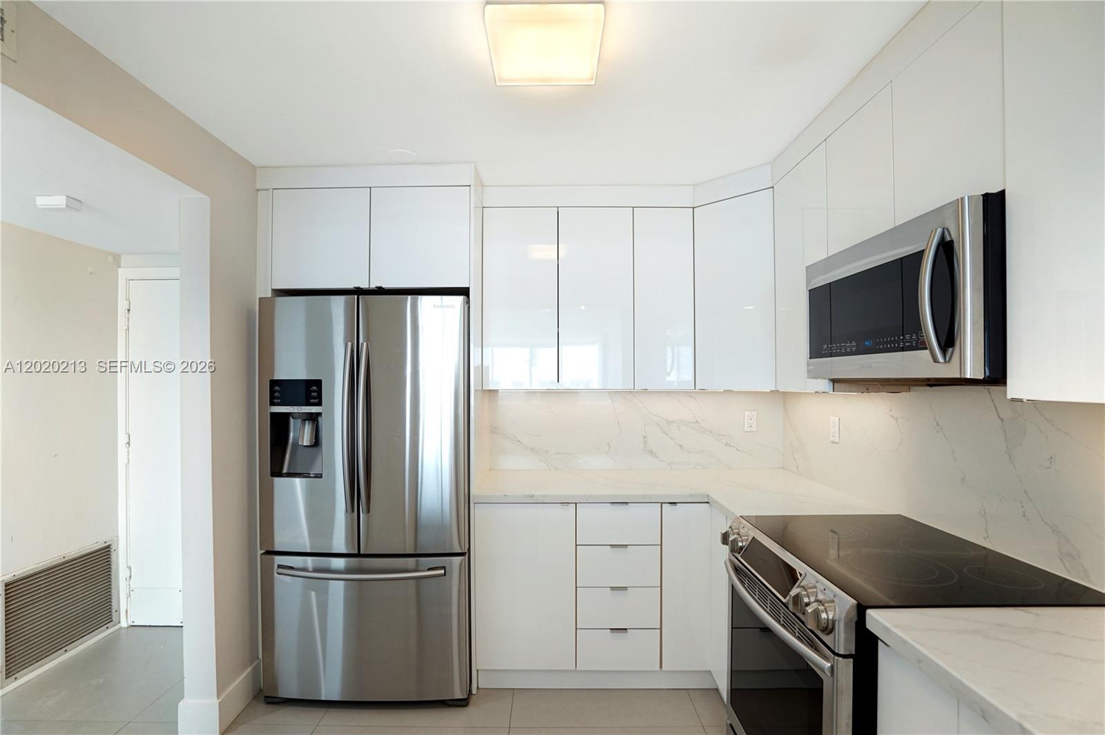 8233 Harding Avenue, Unit 508 Miami Beach, FL 33141 - Photo 11 of 45