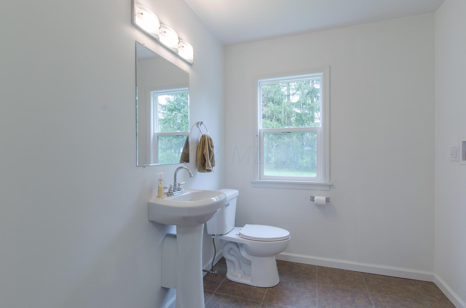 1195 Devonwood Road Mansfield, OH 44907 - Photo 32 of 39 Gallery Image 32