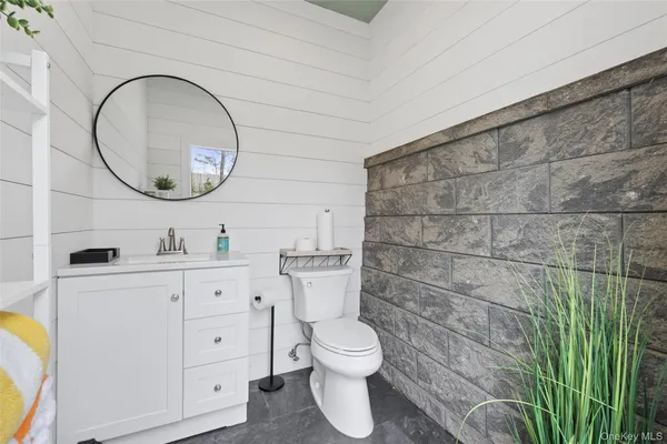 $30,000 | 6 West Landing Road, Hampton Bays, NY 11946