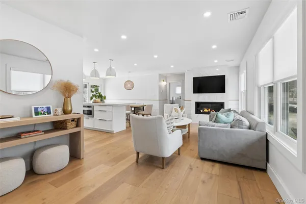 $30,000 | 6 West Landing Road, Hampton Bays, NY 11946