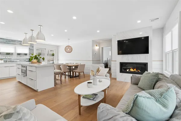 $30,000 | 6 West Landing Road, Hampton Bays, NY 11946