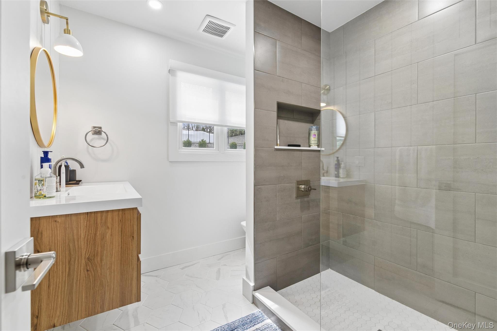 6 West Landing Road Hampton Bays, NY 11946 - Photo 36 of 44