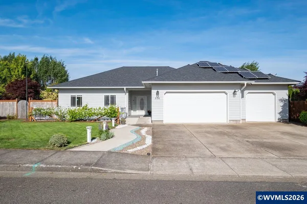 $589,000 | 326 Northeast Berry Street, Sublimity, OR 97385