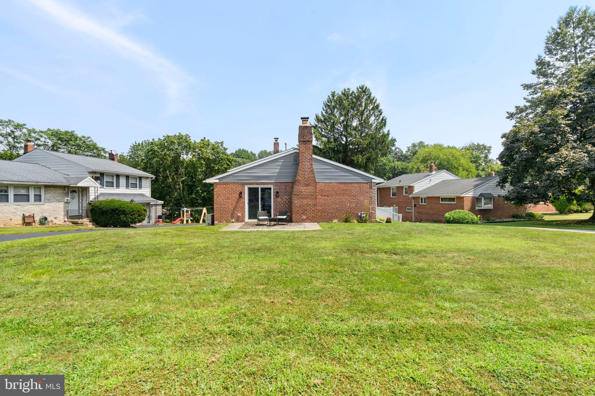 431 Penn Lane Springfield, PA 19064 - Photo 36 of 37 Charming brick home on spacious green lot.