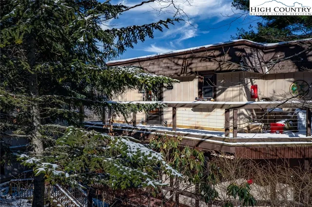 $185,000 | 103 Mid Holiday Lane, Unit D316, Beech Mountain, NC 28604
