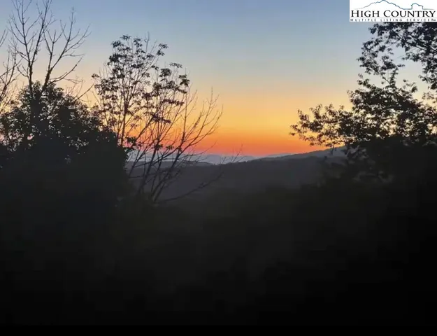 $185,000 | 103 Mid Holiday Lane, Unit D316, Beech Mountain, NC 28604