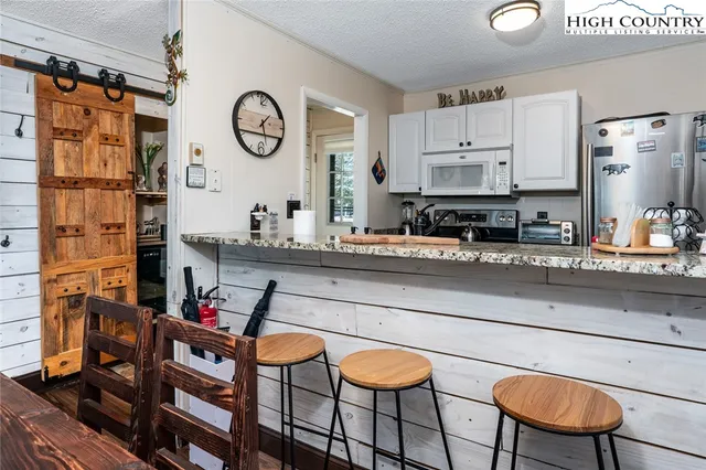 $185,000 | 103 Mid Holiday Lane, Unit D316, Beech Mountain, NC 28604