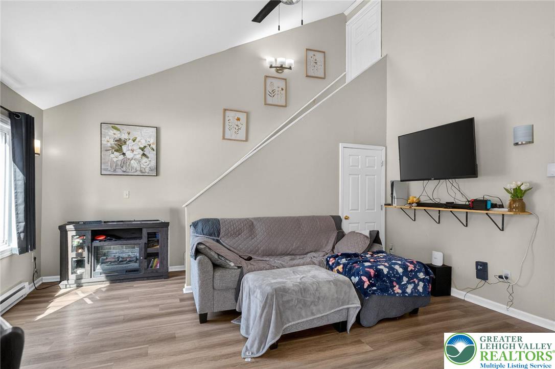 3084 Pleasant View Drive Gilbert, PA 18331 - Photo 12 of 24