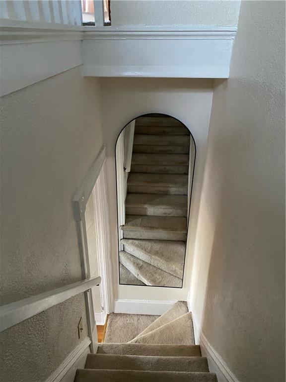 326 Reo Street Butler, PA 16001 - Photo 19 of 40 Staircase
