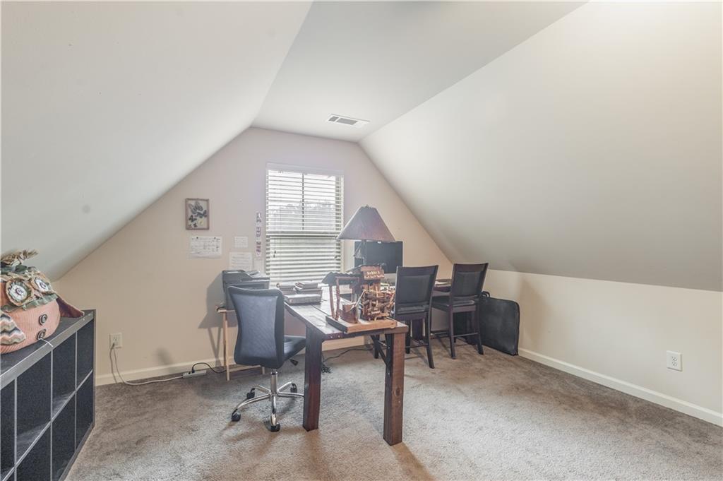 21 Sunny Point Newnan, GA 30263 - Photo 26 of 33 a view of a livingroom with furniture