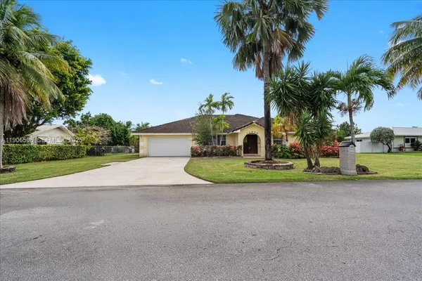 $899,000 | 12970 Southwest 187th Terrace, Miami, FL 33177