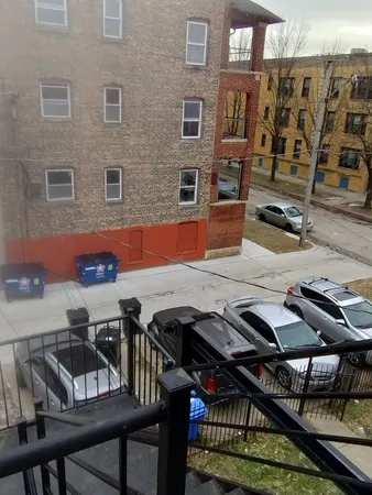 $1,400 | 6955 South Normal Boulevard, Unit 3, Chicago, IL 60621