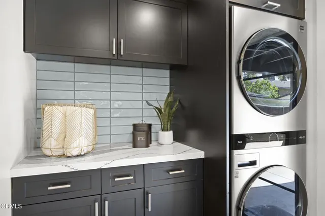 a close view of sink and tap