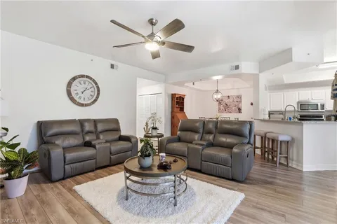 $339,000 | 1882 Tarpon Bay Drive South, Unit 105, Naples, FL 34119