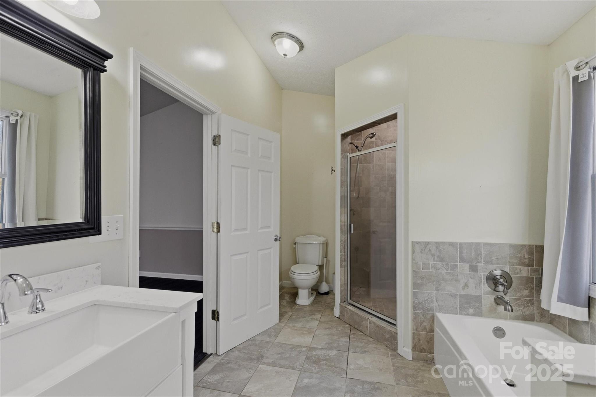 5341 Reese Store Avenue Morganton, NC 28655 - Photo 27 of 45 a bathroom with a bathtub sink and toilet