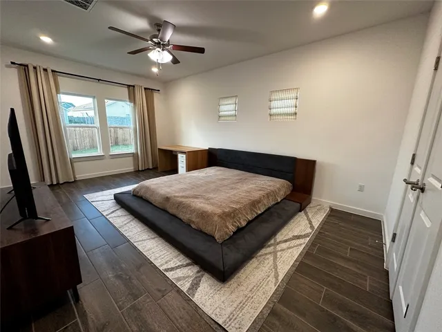 $2,195 | 15502 Pewter Luster Cove, Del Valle, TX 78617