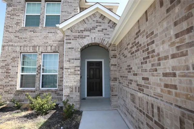 $2,195 | 15502 Pewter Luster Cove, Del Valle, TX 78617