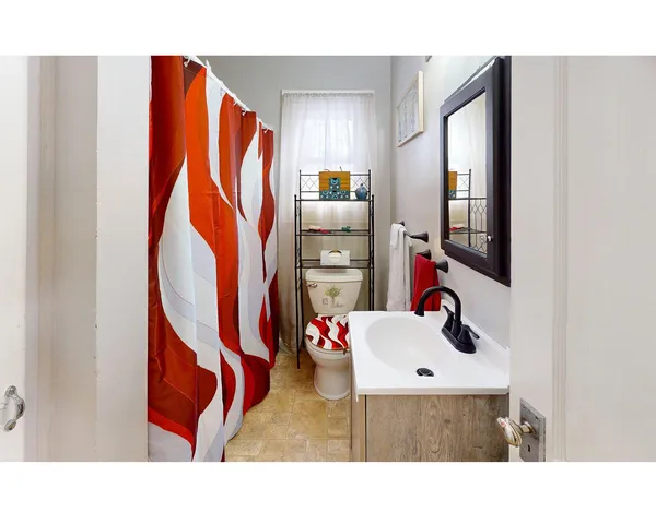 $185,000 | 1119 North 18th Street, Manitowoc, WI 54220