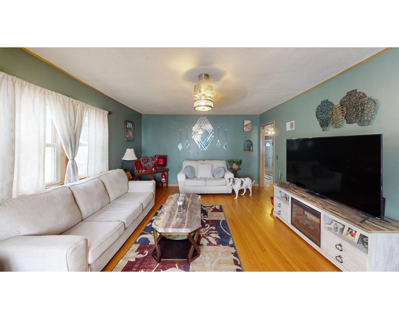 1119 North 18th Street Manitowoc, WI 54220 - Photo 6 of 19 Living Room 2