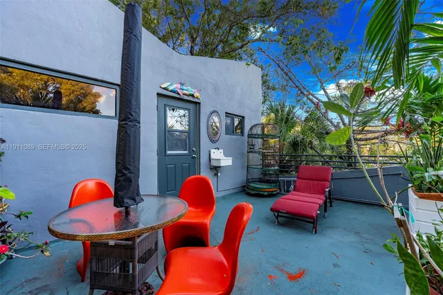 $696,000 | 2361 Southwest 18th Avenue, Fort Lauderdale, FL 33315