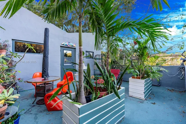 $696,000 | 2361 Southwest 18th Avenue, Fort Lauderdale, FL 33315