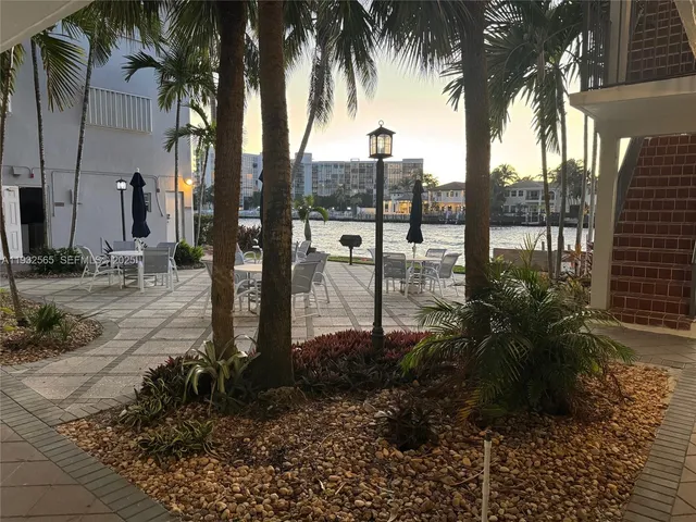 $2,000 | 2600 South Ocean Drive, Unit S104, Hollywood, FL 33019