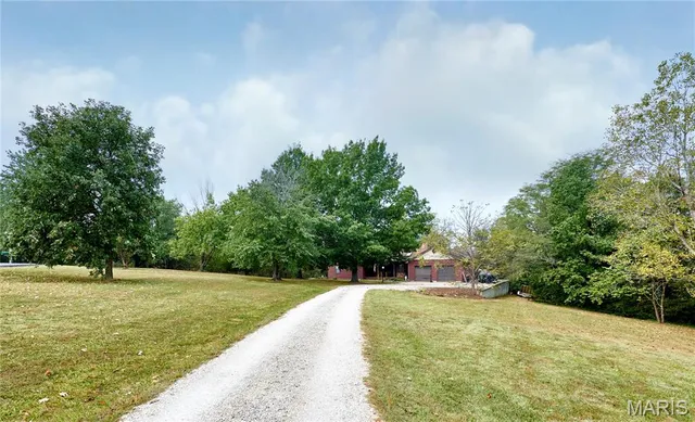 $339,900 | 209 Timber Ridge Court, Troy, MO 63379