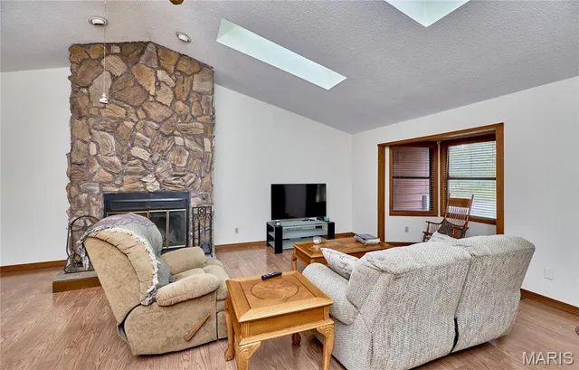 $339,900 | 209 Timber Ridge Court, Troy, MO 63379