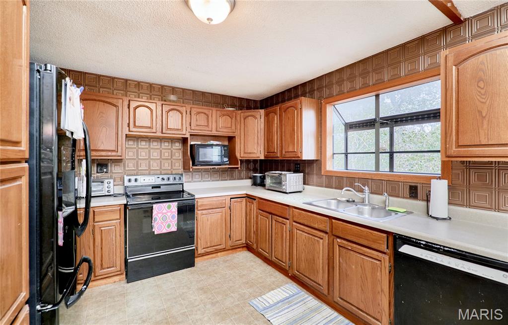 209 Timber Ridge Court Troy, MO 63379 - Photo 21 of 42